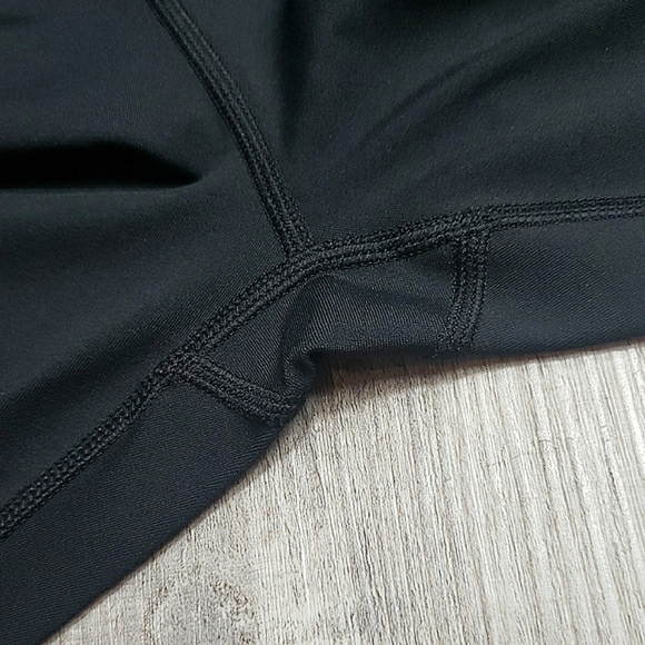 ZYIA High Rise Leggings Black Gold Gilded Detailing Workout Gym Size 0 Womens - Picture 5 of 13